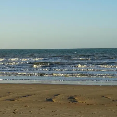 In By The Nieuwpoort