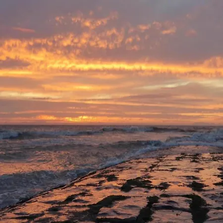 In By The * Nieuwpoort